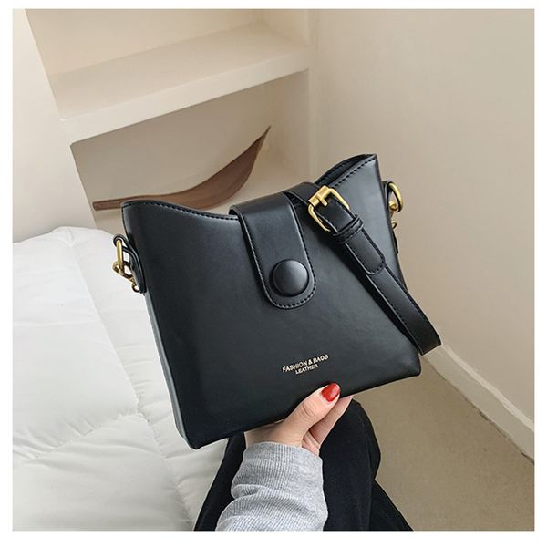 fashion simply pu leather crossbody bag for women winter solid color shoulder messenger bag lady chain travel small handbag mmm
fashion simply pu leather crossbody bag for women winter solid color shoulder messenger bag lady chain travel small handbag mmm