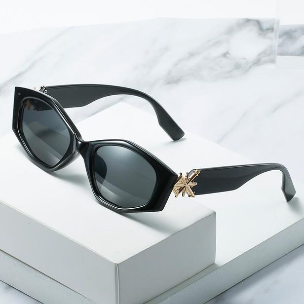 sunglasses brand designer small size ladies elegance sun glasses jelly color women, White;black
sunglasses brand designer small size ladies elegance sun glasses jelly color women, White;black