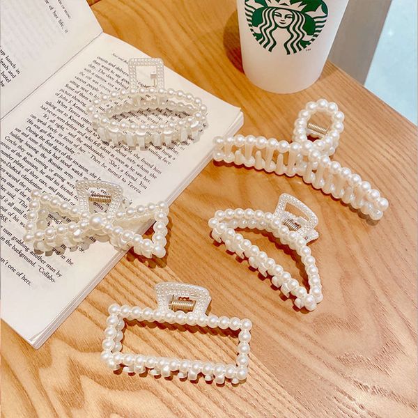 hairpin south korea imitation pearl hairpin, hollow out bath grab shark clip, back of head hairpin, Golden;silver
hairpin south korea imitation pearl hairpin, hollow out bath grab shark clip, back of head hairpin, Golden;silver