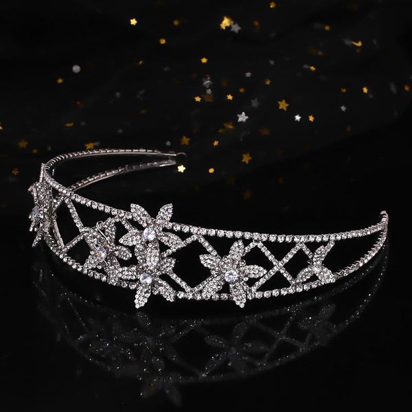 bridal wedding tiaras decor handband with rhinestone and flower elegant fashion beautiful crownsaccessory for bridesmaids hair clips & barre, Golden;silver
bridal wedding tiaras decor handband with rhinestone and flower elegant fashion beautiful crownsaccessory for bridesmaids hair clips & barre, Golden;silver