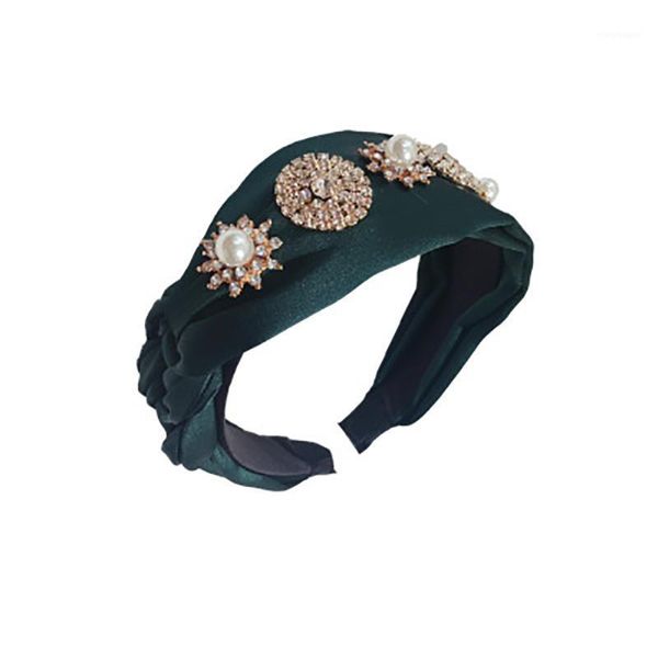 high-end luxury hair accessories diamond ultra-flash pearl solid color fabric wide-edge hoop headband women1
high-end luxury hair accessories diamond ultra-flash pearl solid color fabric wide-edge hoop headband women1