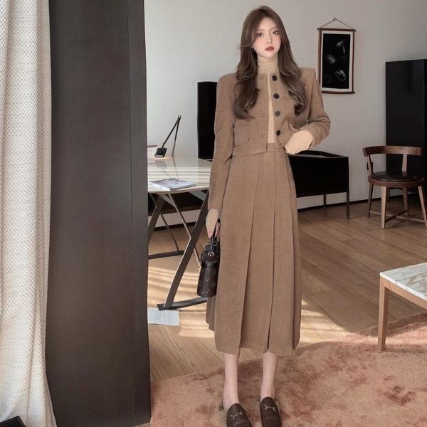 two piece dress fashion set, vintage wool jacket, autumn e two-piece pleated skirt, White
two piece dress fashion set, vintage wool jacket, autumn e two-piece pleated skirt, White