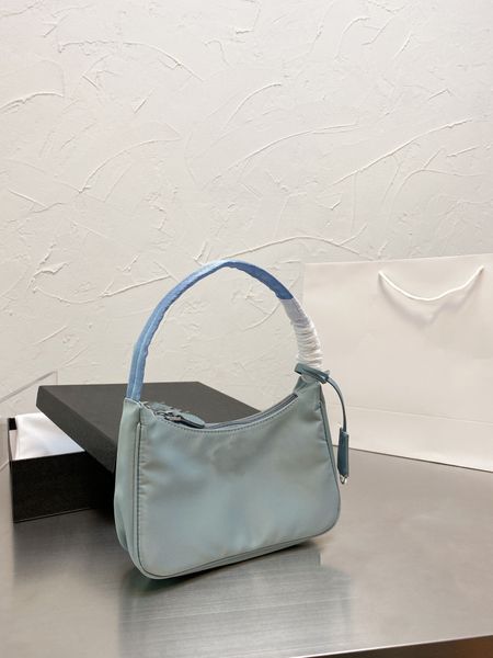 designer bags women's package shoulder bag classic fashion elegant classic luxury women cowhide color brand axillary handbags 2021
designer bags women's package shoulder bag classic fashion elegant classic luxury women cowhide color brand axillary handbags 2021