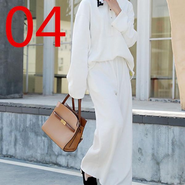three styles portable genuine leather lock tote large capacity single handbag messenger bag embroidery thread chain shoulder duffel bags
three styles portable genuine leather lock tote large capacity single handbag messenger bag embroidery thread chain shoulder duffel bags