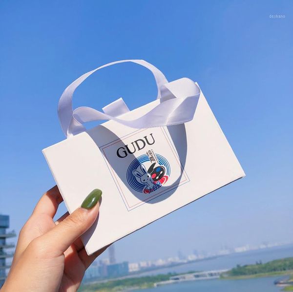 selling white toffee flavor lip +perfume+hand cream 3pcs/set maquiagem christmas gift web celebrity suit1
selling white toffee flavor lip +perfume+hand cream 3pcs/set maquiagem christmas gift web celebrity suit1
