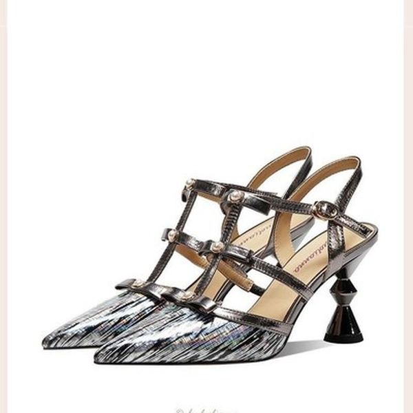 dress shoes women sandals slip on pearl pointed toe slides fashion guns color mule breathable 2021 zapatillas mujer casa, Black
dress shoes women sandals slip on pearl pointed toe slides fashion guns color mule breathable 2021 zapatillas mujer casa, Black