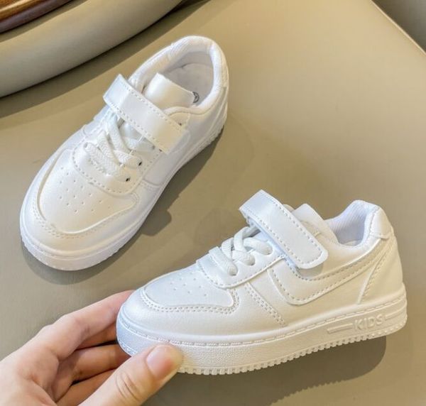 children casual sports shoes new low-fashion sneakers boys and girls student small white shoe size 26-37, Black
children casual sports shoes new low-fashion sneakers boys and girls student small white shoe size 26-37, Black