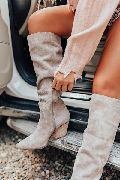dress shoes a winter 2021 frosted high heel 40-43 side zipper barrel knight boots, Black
dress shoes a winter 2021 frosted high heel 40-43 side zipper barrel knight boots, Black