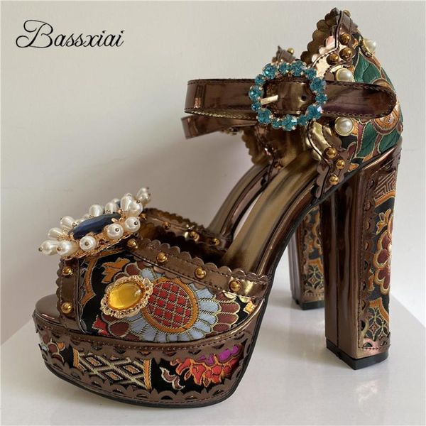 sandals luxury rhinestone high platform banquet shoes woman beaded rivet embroidery satin chunky heel diamond summer women, Black
sandals luxury rhinestone high platform banquet shoes woman beaded rivet embroidery satin chunky heel diamond summer women, Black