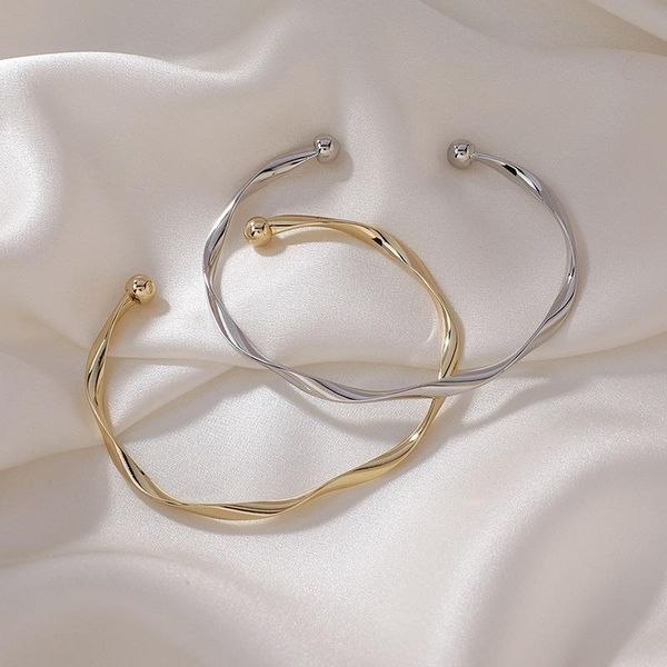 bangle vsnow minimalist water ripple metal bangles for women round beaded gold silver color open fashion jewelry accessories, Black
bangle vsnow minimalist water ripple metal bangles for women round beaded gold silver color open fashion jewelry accessories, Black