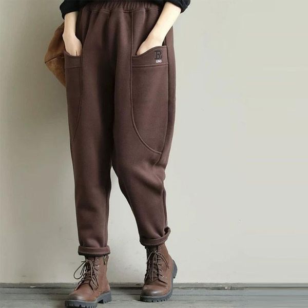 autumn winter arts style women elastic waist thicken casual pants letter embroidery harem plus size femme trousers v123 women's & capri, Black;white
autumn winter arts style women elastic waist thicken casual pants letter embroidery harem plus size femme trousers v123 women's & capri, Black;white
