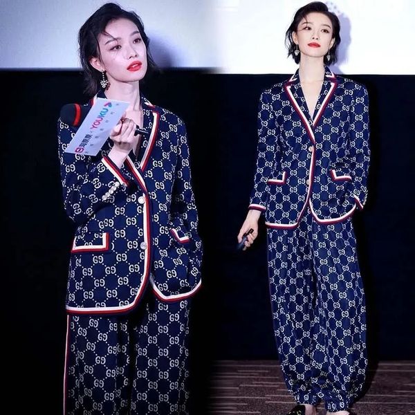 tracksuits fashion sport suit ni ni's same dark blue printed for women's leisure and slim two piece in spring 2021, Gray
tracksuits fashion sport suit ni ni's same dark blue printed for women's leisure and slim two piece in spring 2021, Gray