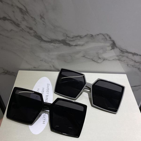 sunglasses 2021 special sun glasses anti-ultraviolet big frame street pography beach essentials men women, White;black
sunglasses 2021 special sun glasses anti-ultraviolet big frame street pography beach essentials men women, White;black