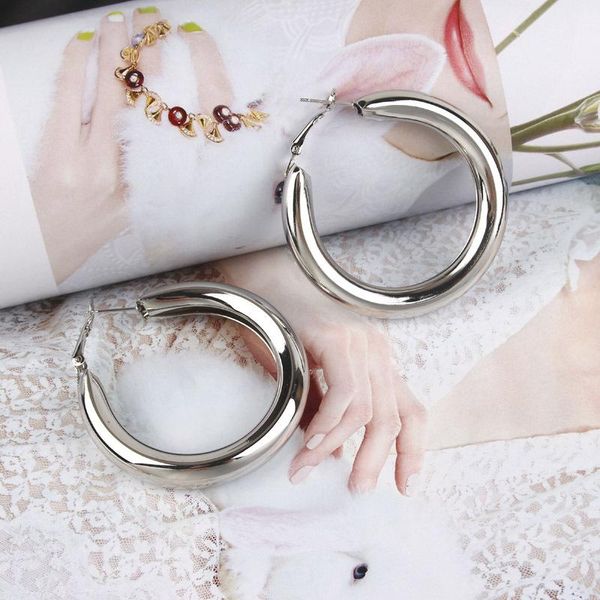 hoop & huggie fashion personality big brand thick round metal women's earrings jewelry, Golden;silver
hoop & huggie fashion personality big brand thick round metal women's earrings jewelry, Golden;silver