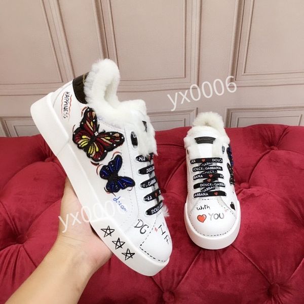 esigner women's shoes designer 35-45 high-quality canvas casual shoes spring and autumn fashionable and comfortable outdoor platfor hc2, Red;white
esigner women's shoes designer 35-45 high-quality canvas casual shoes spring and autumn fashionable and comfortable outdoor platfor hc2, Red;white