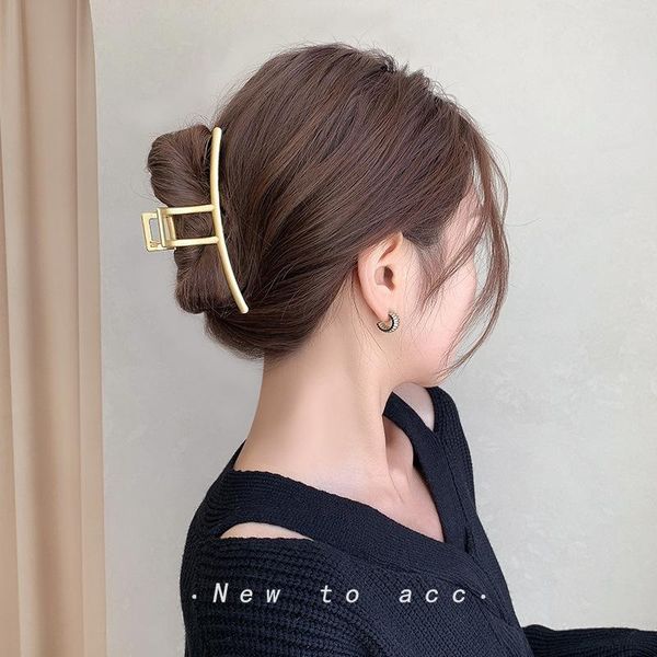 hair accessories 2021 women elegant gold silver hollow geometric metal claw vintage clips headband hairpin fashion
hair accessories 2021 women elegant gold silver hollow geometric metal claw vintage clips headband hairpin fashion