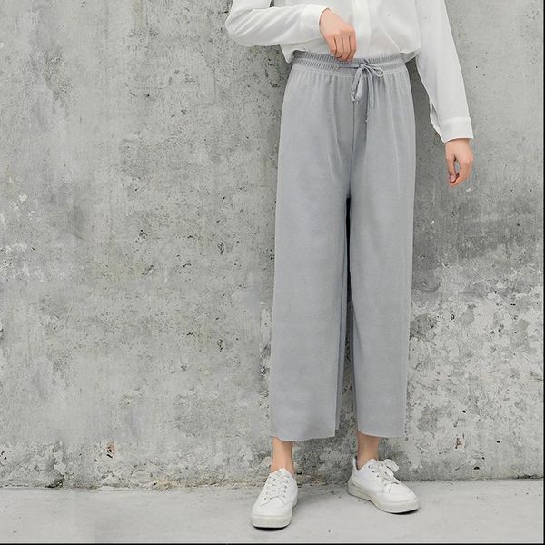 ice silk wide leg casual women pant high waist loose solid trousers fashion lace up breathable joker ladies summer, Black;white
ice silk wide leg casual women pant high waist loose solid trousers fashion lace up breathable joker ladies summer, Black;white