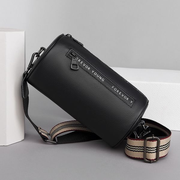bag women's 2021 autumn single shoulder messenger large capacity pu cylinder simple fashion personalized trend
bag women's 2021 autumn single shoulder messenger large capacity pu cylinder simple fashion personalized trend