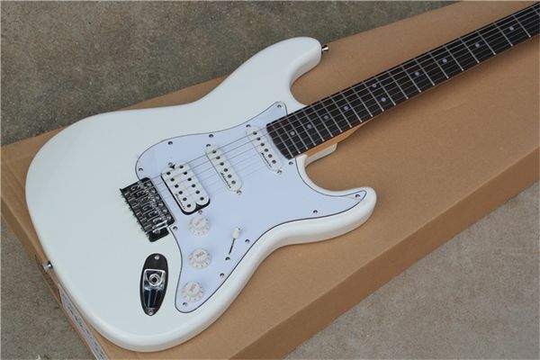 fantasy guitar company,factory direct,cream yellow color,gold hardware,pro strat electric guitar
fantasy guitar company,factory direct,cream yellow color,gold hardware,pro strat electric guitar