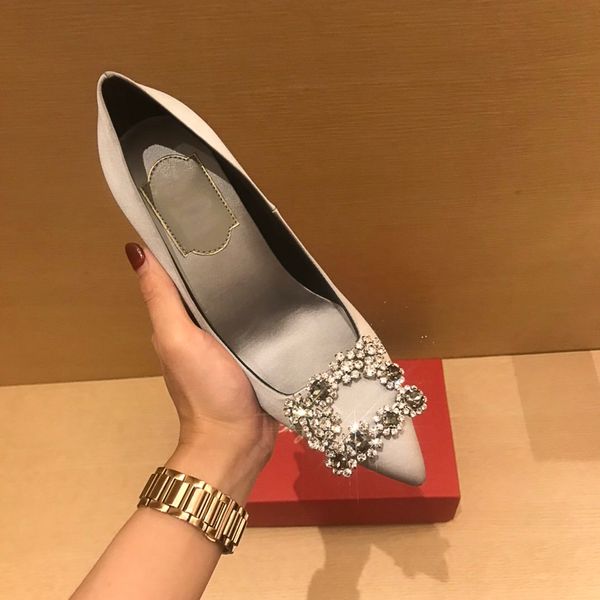brand women temperament sandals true leather womens sandal highs heels shoes fashion popular woman shoe large size 35-39, Black
brand women temperament sandals true leather womens sandal highs heels shoes fashion popular woman shoe large size 35-39, Black