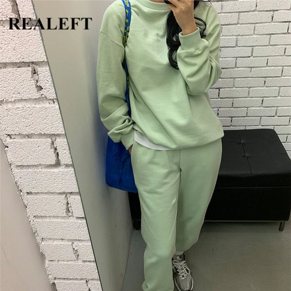 autumn winter tracksuit women's sets two pieces pullovers sporty pants lounge wear solid colors suits ladies 210428, White
autumn winter tracksuit women's sets two pieces pullovers sporty pants lounge wear solid colors suits ladies 210428, White