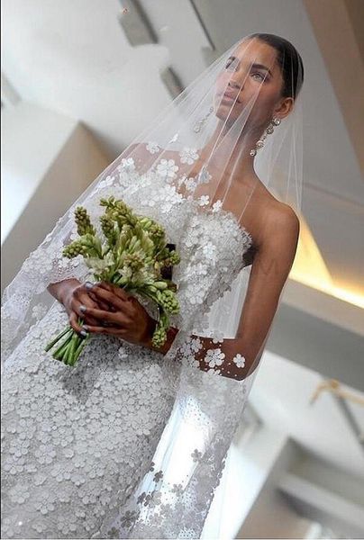 bridal veils veil white/ivory 3m long wedding mantilla accessories veu de noiva with lace flowers beadwork, Black
bridal veils veil white/ivory 3m long wedding mantilla accessories veu de noiva with lace flowers beadwork, Black