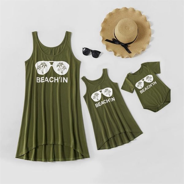 summer coconut tree print tank matching dresses romper for mom - girl baby 210528, Blue
summer coconut tree print tank matching dresses romper for mom - girl baby 210528, Blue