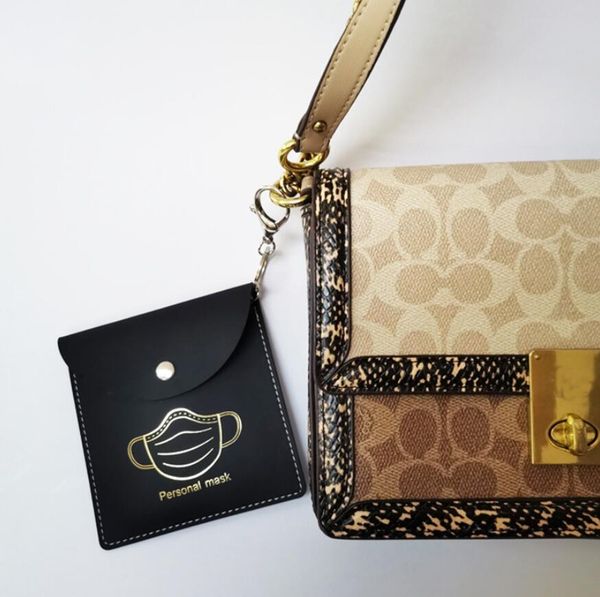 portable mask cover face mask case storage bags box masks exquisite covers masks pollution-materials fashion key chains accessories, Silver
portable mask cover face mask case storage bags box masks exquisite covers masks pollution-materials fashion key chains accessories, Silver