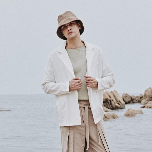 men's jackets spring and autumn casual jacket all kinds of linen pocket short neck loose big coat, Black;brown
men's jackets spring and autumn casual jacket all kinds of linen pocket short neck loose big coat, Black;brown