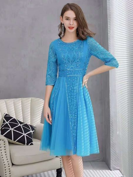 dresses plus size party vestidos spring fashion style women o-neck appliques embroidery mesh patchwork slim fit & flare 4xl, Black;gray
dresses plus size party vestidos spring fashion style women o-neck appliques embroidery mesh patchwork slim fit & flare 4xl, Black;gray
