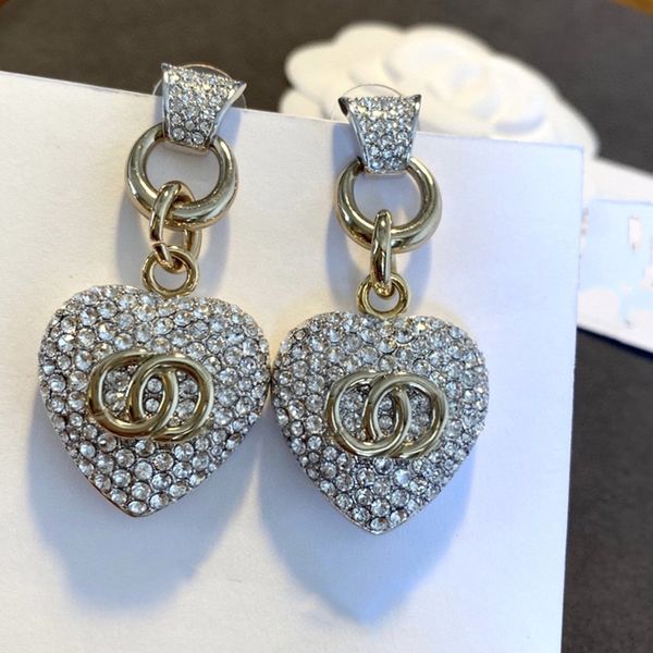 fashion brand version designer gold letter love pearl earrings for women wedding party lovers christmas gift holiday jewelry with box, White
fashion brand version designer gold letter love pearl earrings for women wedding party lovers christmas gift holiday jewelry with box, White