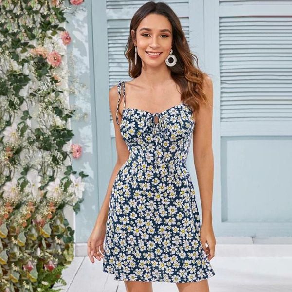 casual dresses women's summer backless spaghetti strap women short arrival 2021 mini daisy print strapless beach dress, Black;gray
casual dresses women's summer backless spaghetti strap women short arrival 2021 mini daisy print strapless beach dress, Black;gray