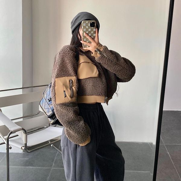 european and american street imitation lamb wool pockets padded jacket color matching high waist zipper short tide women's jackets, Black;brown
european and american street imitation lamb wool pockets padded jacket color matching high waist zipper short tide women's jackets, Black;brown