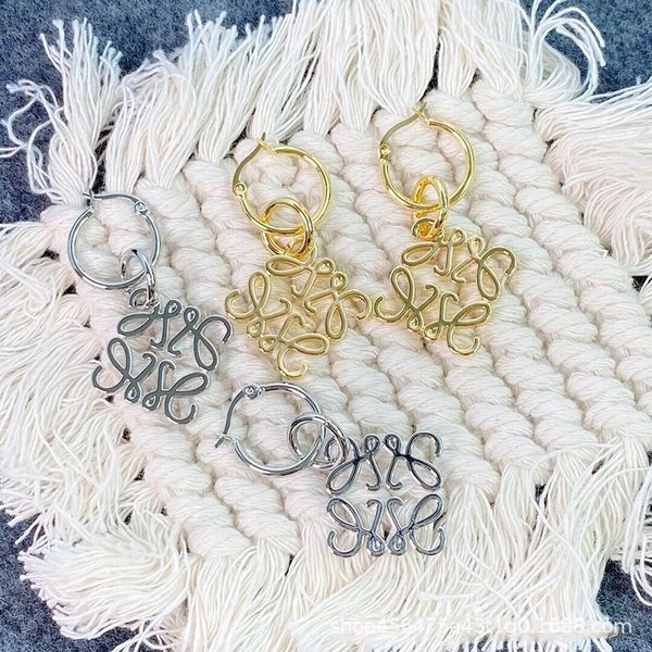 luo's geometric abstract hollow out female ins style simple two-color exquisite earrings, Golden
luo's geometric abstract hollow out female ins style simple two-color exquisite earrings, Golden