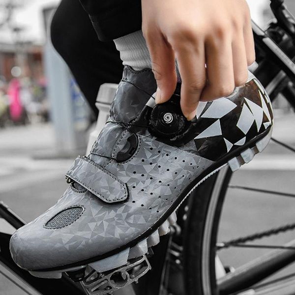 profession mtb cycling shoe men women outdoor sport sapatilha ciclismo anti-slip self-lock mountain bike shoes bicycle equipment footwear, Black
profession mtb cycling shoe men women outdoor sport sapatilha ciclismo anti-slip self-lock mountain bike shoes bicycle equipment footwear, Black
