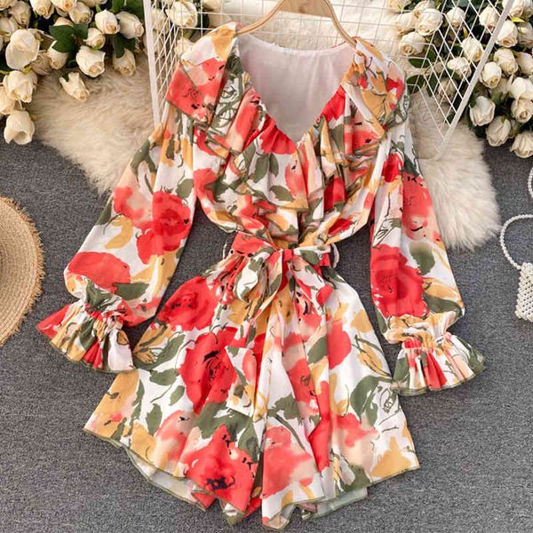 spring autumn women casual loose sash tie up floral print jumpsuits elegant v-neck puff sleeve ruffled wide leg shorts 210423, Black;white
spring autumn women casual loose sash tie up floral print jumpsuits elegant v-neck puff sleeve ruffled wide leg shorts 210423, Black;white