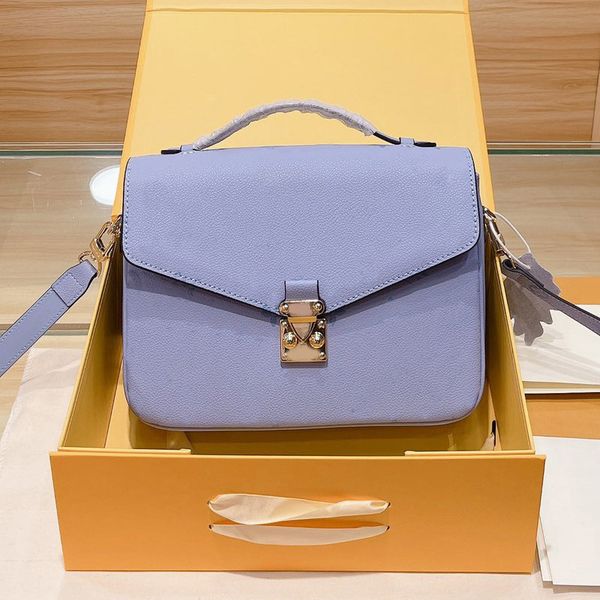 handbag women luxurys designers bags 2021 crossbody bag summer female messenger retro printing fashion letter old flower ajustable detachabl
handbag women luxurys designers bags 2021 crossbody bag summer female messenger retro printing fashion letter old flower ajustable detachabl
