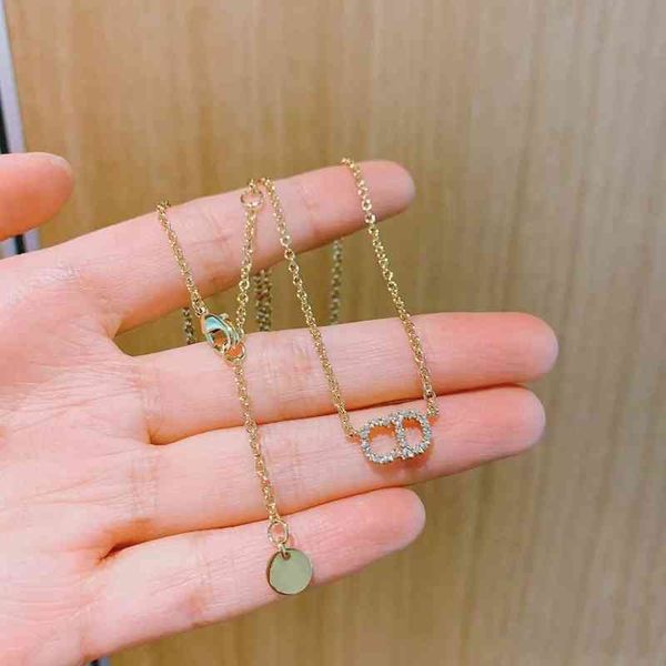 factory specials aa niche letter set with diamond clavicle chain net red version necklace, Black
factory specials aa niche letter set with diamond clavicle chain net red version necklace, Black