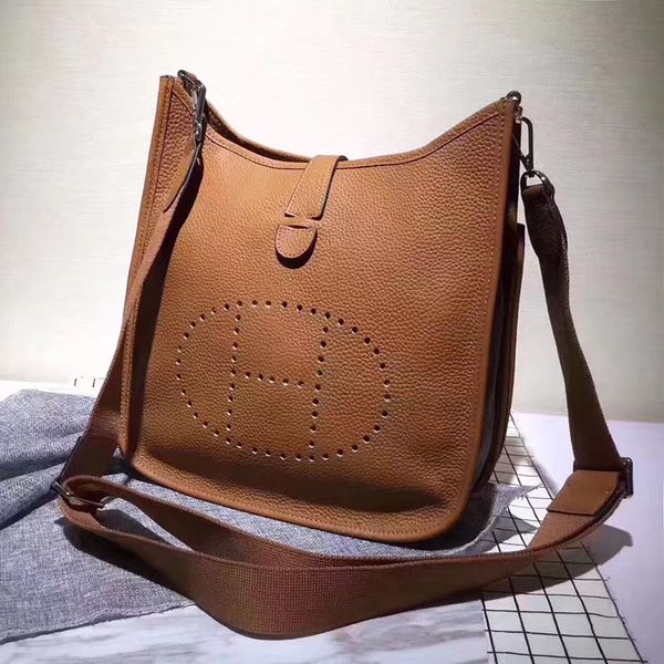 wholesale cowhide genuine leather cross body bags women fashion shoulder bag mini handbags polychromatic shopping bag purse messenger bag
wholesale cowhide genuine leather cross body bags women fashion shoulder bag mini handbags polychromatic shopping bag purse messenger bag