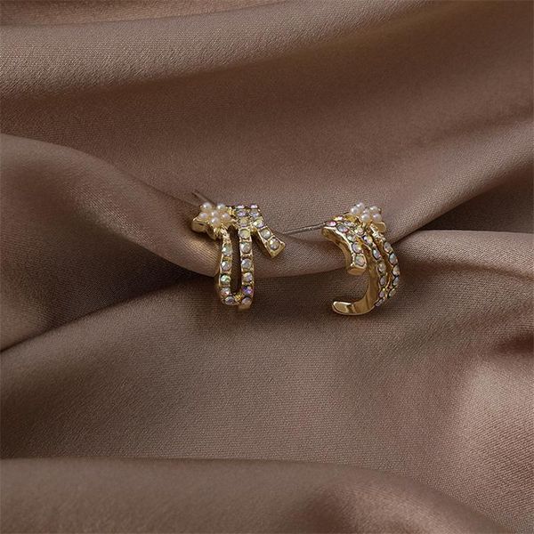stud 2021 korea trend personality simple pearl zircon geometry earrings for women girls party dating travel jewelry accessories, Golden;silver
stud 2021 korea trend personality simple pearl zircon geometry earrings for women girls party dating travel jewelry accessories, Golden;silver