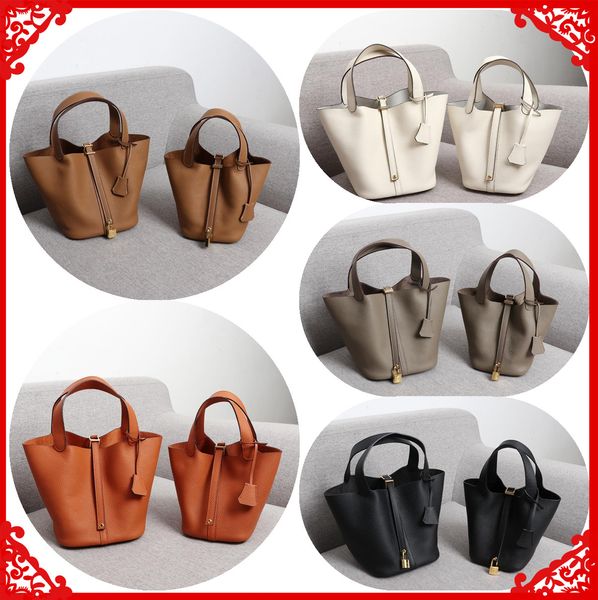 selling luxurys designers bag fashion classic black lady handbag genuine leather handbags size:large 22cm small 18cm
selling luxurys designers bag fashion classic black lady handbag genuine leather handbags size:large 22cm small 18cm