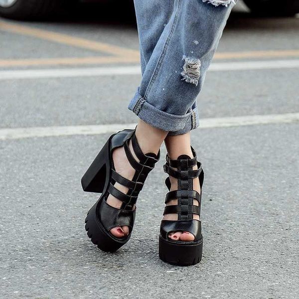 dress shoes 2021 summer women's sandals with high heel waterproof platform and thick bottom buckle, Black
dress shoes 2021 summer women's sandals with high heel waterproof platform and thick bottom buckle, Black