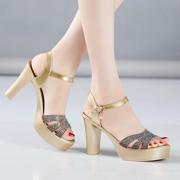 dress shoes fashion womens 2021 block heels clear sandals open toe buckle strap suit female beige all-match large size luxury chunky p, Black
dress shoes fashion womens 2021 block heels clear sandals open toe buckle strap suit female beige all-match large size luxury chunky p, Black
