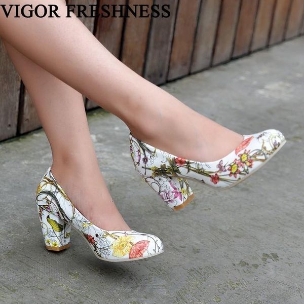 dress shoes vigor freshness woman 7cm heels spring women flower pumps autumn ladies female plus sizes 34-47 my191, Black
dress shoes vigor freshness woman 7cm heels spring women flower pumps autumn ladies female plus sizes 34-47 my191, Black