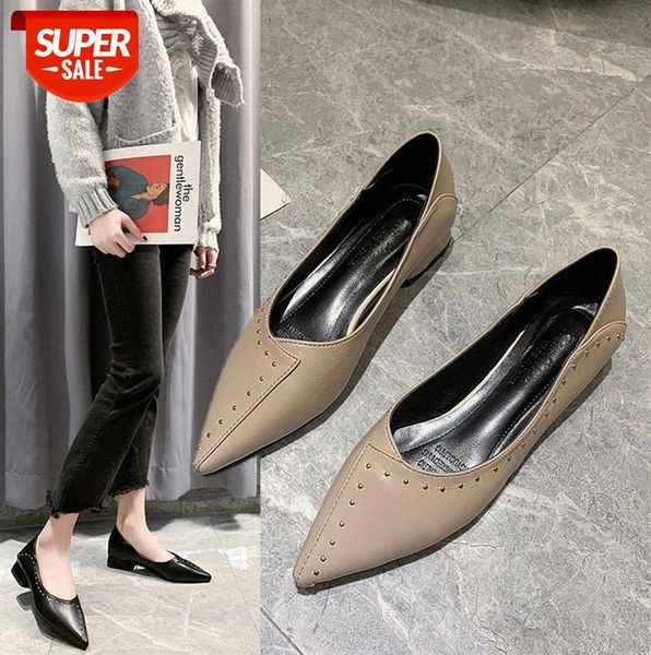 rivet single shoes women's pointed toe two-wear soft surface thick heel small leather shallow mouth comfortable mid-heel #dl4u, Black
rivet single shoes women's pointed toe two-wear soft surface thick heel small leather shallow mouth comfortable mid-heel #dl4u, Black