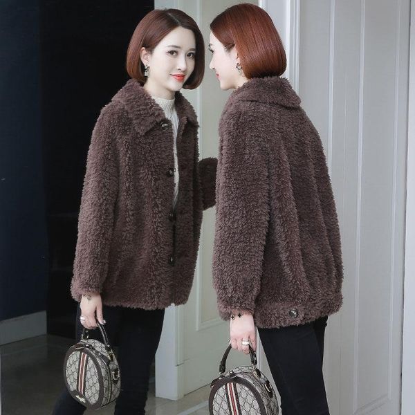 women's fur & faux 2021 winter single breasted jackets lady pockets soft warm real lamb wool coat turn down collar loose overcoat d189, Black
women's fur & faux 2021 winter single breasted jackets lady pockets soft warm real lamb wool coat turn down collar loose overcoat d189, Black
