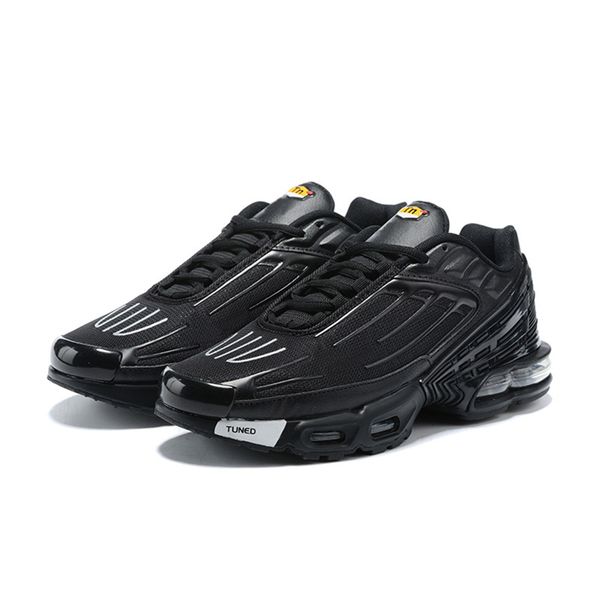 shoes tn plus 3 chaussures triple black laser blue bred hyper violet silver red smoke grey
shoes tn plus 3 chaussures triple black laser blue bred hyper violet silver red smoke grey