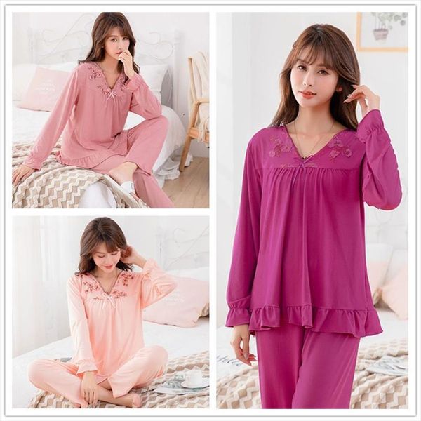 2pcs ice silk set 3 womens sleepwears colors homewear nightwear pyjamas female autumn v necksleepwear outfits tracksuit, Black;red
2pcs ice silk set 3 womens sleepwears colors homewear nightwear pyjamas female autumn v necksleepwear outfits tracksuit, Black;red