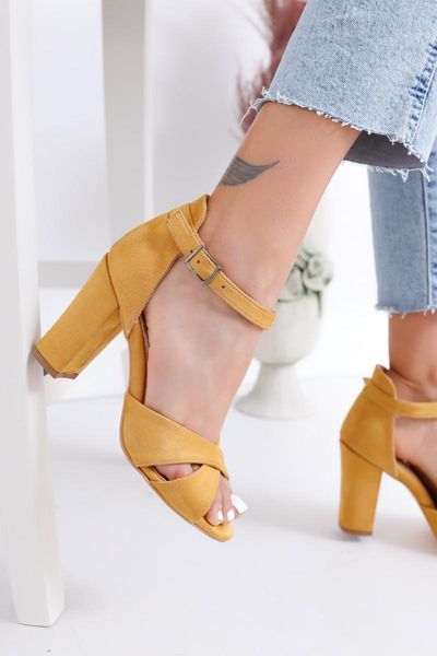 dress shoes the jany heels mustard suede, Black 
dress shoes the jany heels mustard suede, Black