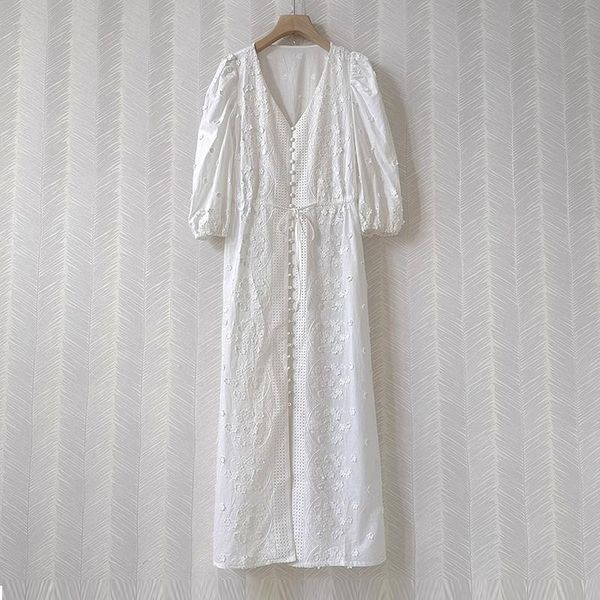casual dresses 2021 women white summer dress designer fashion lantern half sleeve v-neck flower embroidery splited long party holiday, Black;gray
casual dresses 2021 women white summer dress designer fashion lantern half sleeve v-neck flower embroidery splited long party holiday, Black;gray